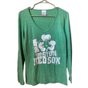 5TH & AVENUE Women’s Bright Green Heather V-neck Long Sleeve Baseball Tee